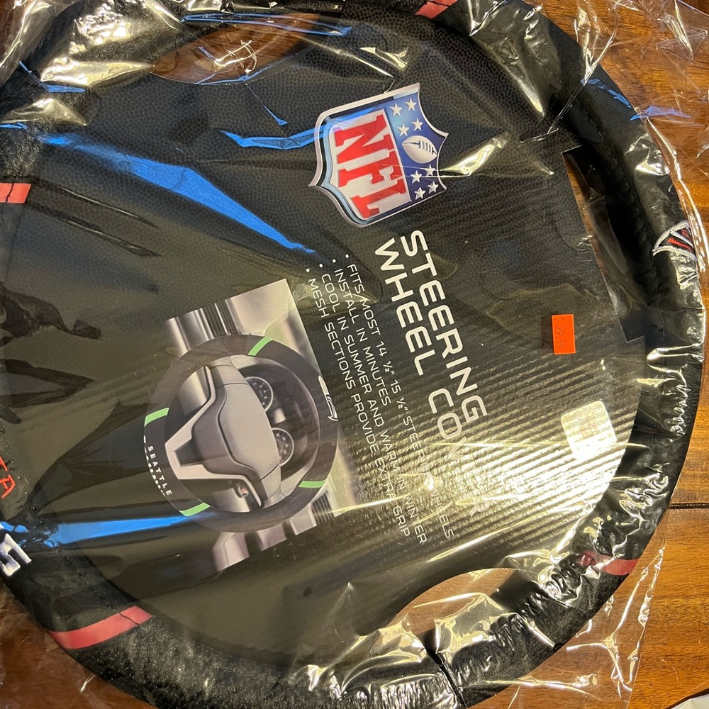 Atlanta Falcons Steering Wheel Cover